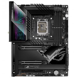 Asus Rog Maximus Z690 Held Motherboard